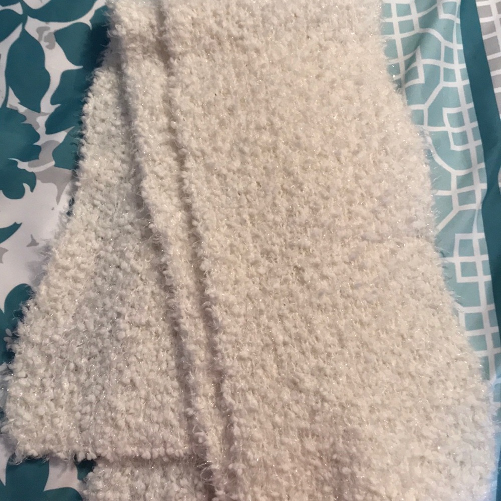 Winter white scarf